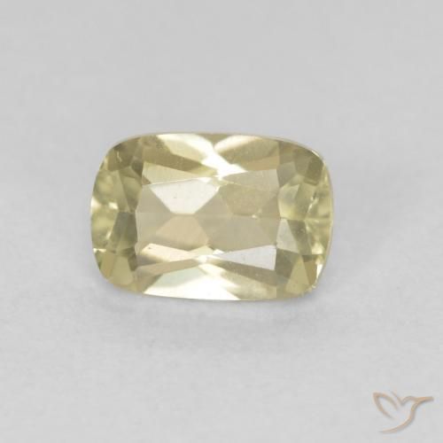 Diásporo com mudança de cor Luz amarela Natural 0.74ct, Almofada, VVS-VS