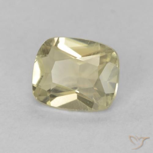 Diásporo com mudança de cor Luz amarela Natural 0.56ct, Almofada, VVS
