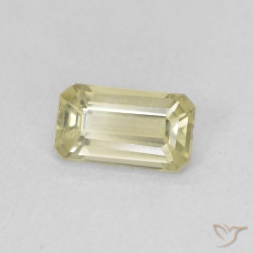 Diásporo com mudança de cor Luz amarela Natural 0.88ct, Corte Octógono / Esmeralda, VVS-VS