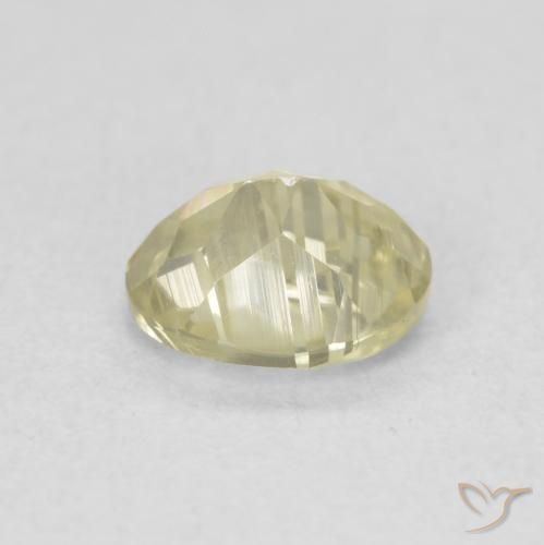 Diásporo com mudança de cor Luz amarela Natural 0.76ct, oval, VS-SI