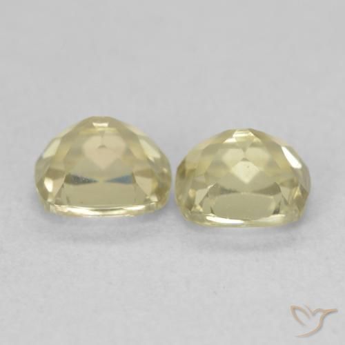 Pedras preciosas de Diásporo com mudança de cor amarelo suave natural de 1.25 ct, Almofada, VS