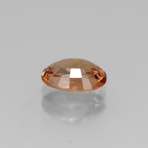 Granada de mudança de cor  natural 1,17ct, corte oval, VVS