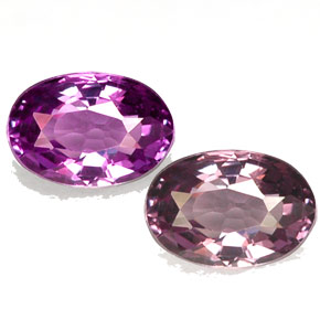 Granada de mudança de cor  natural 0,55ct, corte oval, VS
