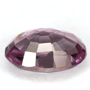 Granada de mudança de cor  natural 0,55ct, corte oval, VS