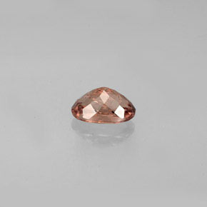 Granada de mudança de cor multicolorido natural 0,70ct, corte oval, VVS-VS