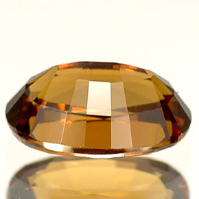 Granada de mudança de cor  natural 0,65ct, corte oval, VVS-VS