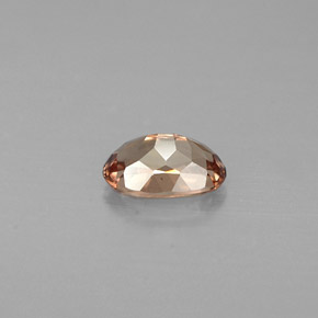 Granada de mudança de cor multicolorido natural 0,61ct, corte oval, VVS-VS