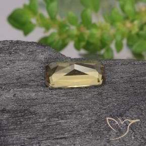 Granada que muda de cor Amarelo Terroso Natural 0.74ct, Corte Octógono / Esmeralda, VVS-VS