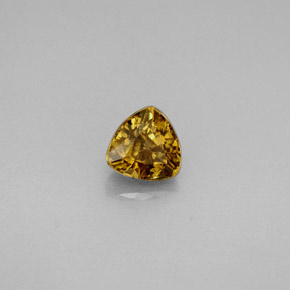 Granada de mudança de cor multicolorido natural 0,88ct, trillion, VS