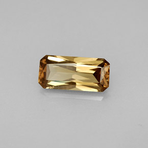 Granada de mudança de cor multicolorido natural 1,28ct, corte esmeralda, VS