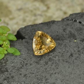 Granada de mudança de cor amarelo natural 0,78ct, trillion, VS
