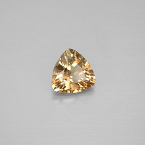 Granada de mudança de cor multicolorido natural 0,74ct, trillion, VVS-VS