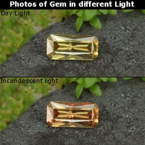Granada de mudança de cor amarelo natural 0,61ct, corte esmeralda, VS