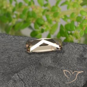 Granada que muda de cor Marrom dourado Natural 0.61ct, Corte Octógono / Esmeralda, VVS-VS