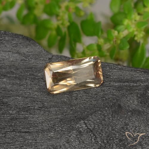 Granada que muda de cor Marrom dourado Natural 0.70ct, Corte Octógono / Esmeralda, VVS-VS