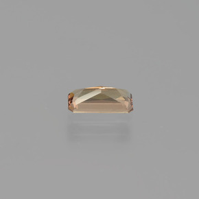 Granada de mudança de cor mudança de cor natural 0,70ct, corte esmeralda, VVS-VS