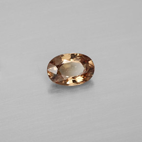 Granada de mudança de cor multicolorido natural 0,65ct, corte oval, VVS