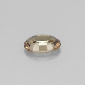 Granada de mudança de cor multicolorido natural 0,53ct, corte oval, VVS
