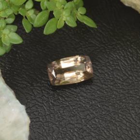 Granada que muda de cor Ouro Natural 1.14ct, Almofada cortada, VS-SI