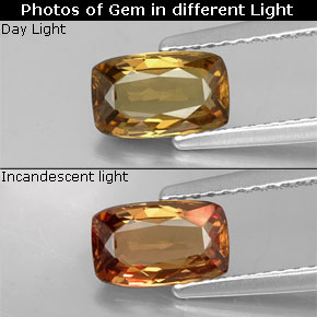 Granada de mudança de cor dourado natural 1,11ct, almofada cortada, VVS-VS