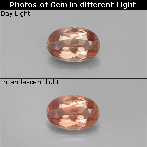 Granada de mudança de cor multicolorido natural 0,55ct, corte oval, VS-SI