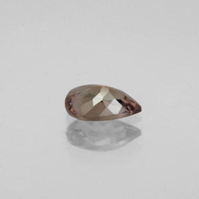 Granada de mudança de cor mudança de cor natural 0,80ct, formato de pêra, VVS-VS
