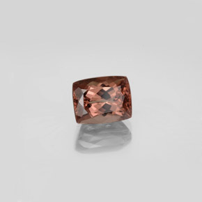Granada que muda de cor Rosa acastanhado a vermelho Natural 3.65ct, Almofada cortada, VVS-VS