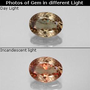 Granada de mudança de cor marrom natural 1,48ct, corte oval, VS-SI
