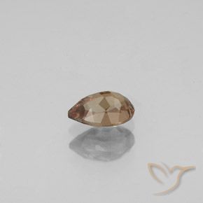 Granada que muda de cor Marrom claro Natural 0.64ct, Formato de pêra, VS