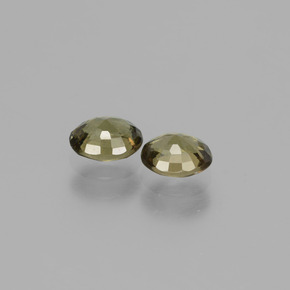 Pedras preciosas de granada de mudança de cor multicolorido natural de 1,06 ct, corte oval, VS