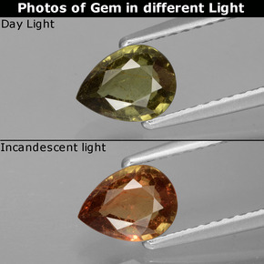 Granada de mudança de cor multicolorido natural 0,83ct, formato de pêra, VS