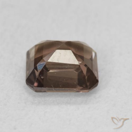 Granada de mudança de cor marrom natural 0,97ct, corte esmeralda, VVS-VS