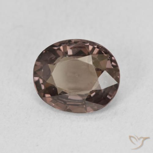 Granada que muda de cor Castanho claro médio Natural 1.76ct, oval, VVS-VS