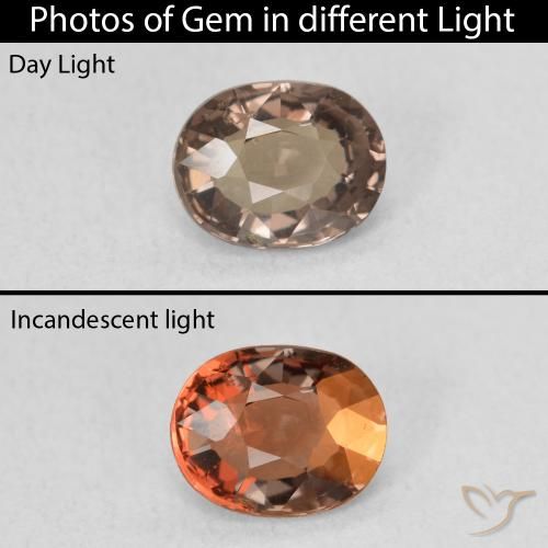 1.05ct Natural Castanho claro médio Granada que muda de cor, oval, VVS-VS
