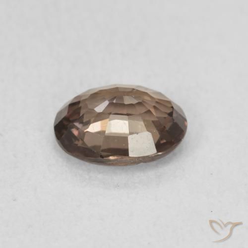 Granada que muda de cor Castanho claro médio Natural 1.05ct, oval, VVS-VS