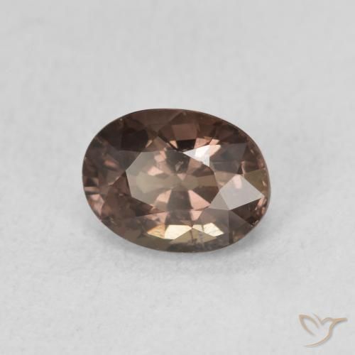 Granada que muda de cor Castanho claro médio Natural 1.25ct, oval, VS