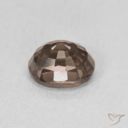 Granada que muda de cor Castanho claro médio Natural 1.50ct, oval, VS