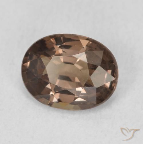 Granada que muda de cor Castanho claro médio Natural 1.25ct, oval, VS