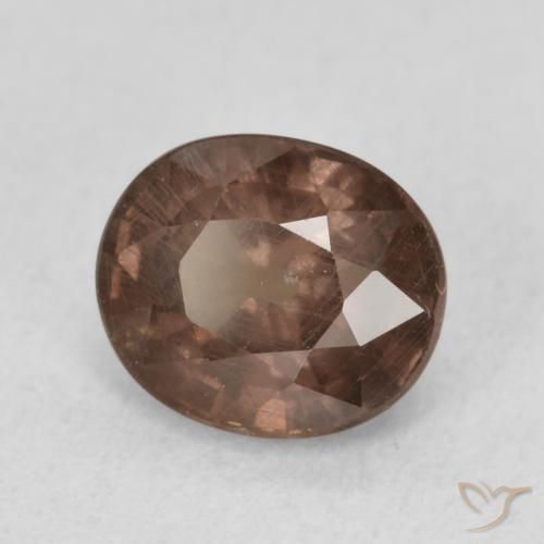 Granada que muda de cor Castanho claro médio Natural 1.44ct, oval, VS