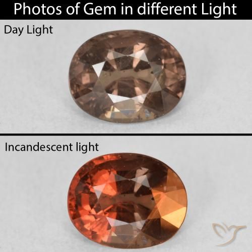 1.29ct Natural Castanho claro médio Granada que muda de cor, oval, VS