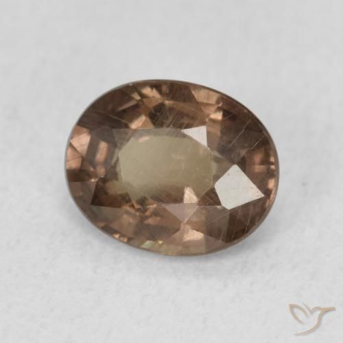 Granada que muda de cor Marrom escuro Natural 1.01ct, oval, VS