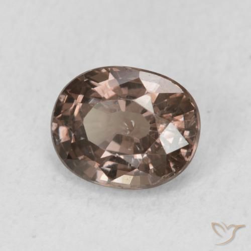 Granada que muda de cor Marrom escuro Natural 0.97ct, oval, VS