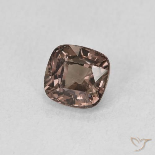 Granada que muda de cor Castanho claro médio Natural 1.03ct, Almofada, VVS