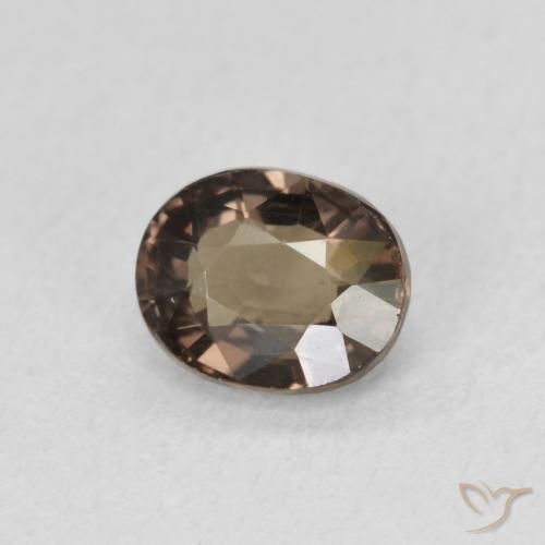 Granada que muda de cor Marrom Quente Natural 1.15ct, oval, VVS