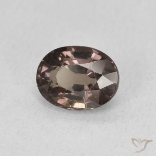 Granada que muda de cor Castanho claro médio Natural 1.38ct, Corte Oval, VVS