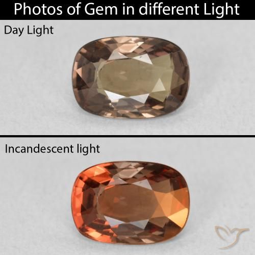 0.97ct Natural Castanho claro médio Granada que muda de cor, Almofada, VS