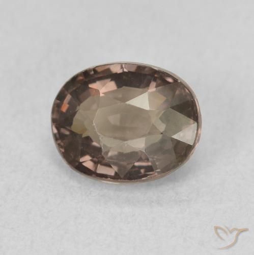 Granada que muda de cor Castanho médio Natural 1.05ct, oval, VVS