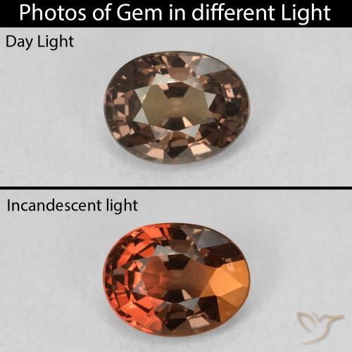 1.37ct Natural Castanho claro médio Granada que muda de cor, oval, VS