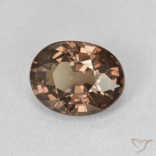 Granada que muda de cor Castanho claro médio Natural 1.37ct, oval, VS