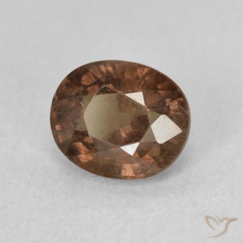 Granada que muda de cor Castanho claro médio Natural 1.53ct, oval, VS